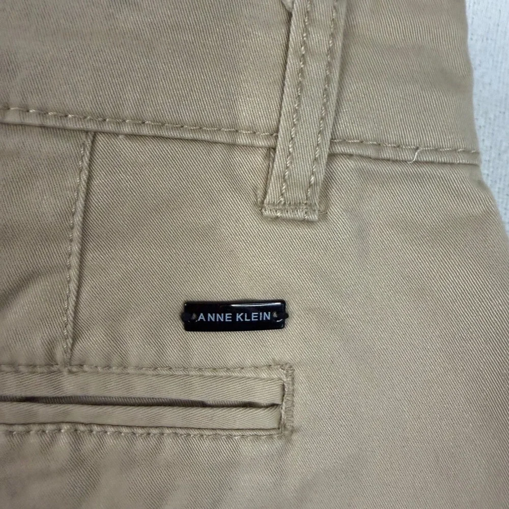 Anne Klein Womens Khaki Chino Shorts Tan Cuffed Mid Rise Size 5